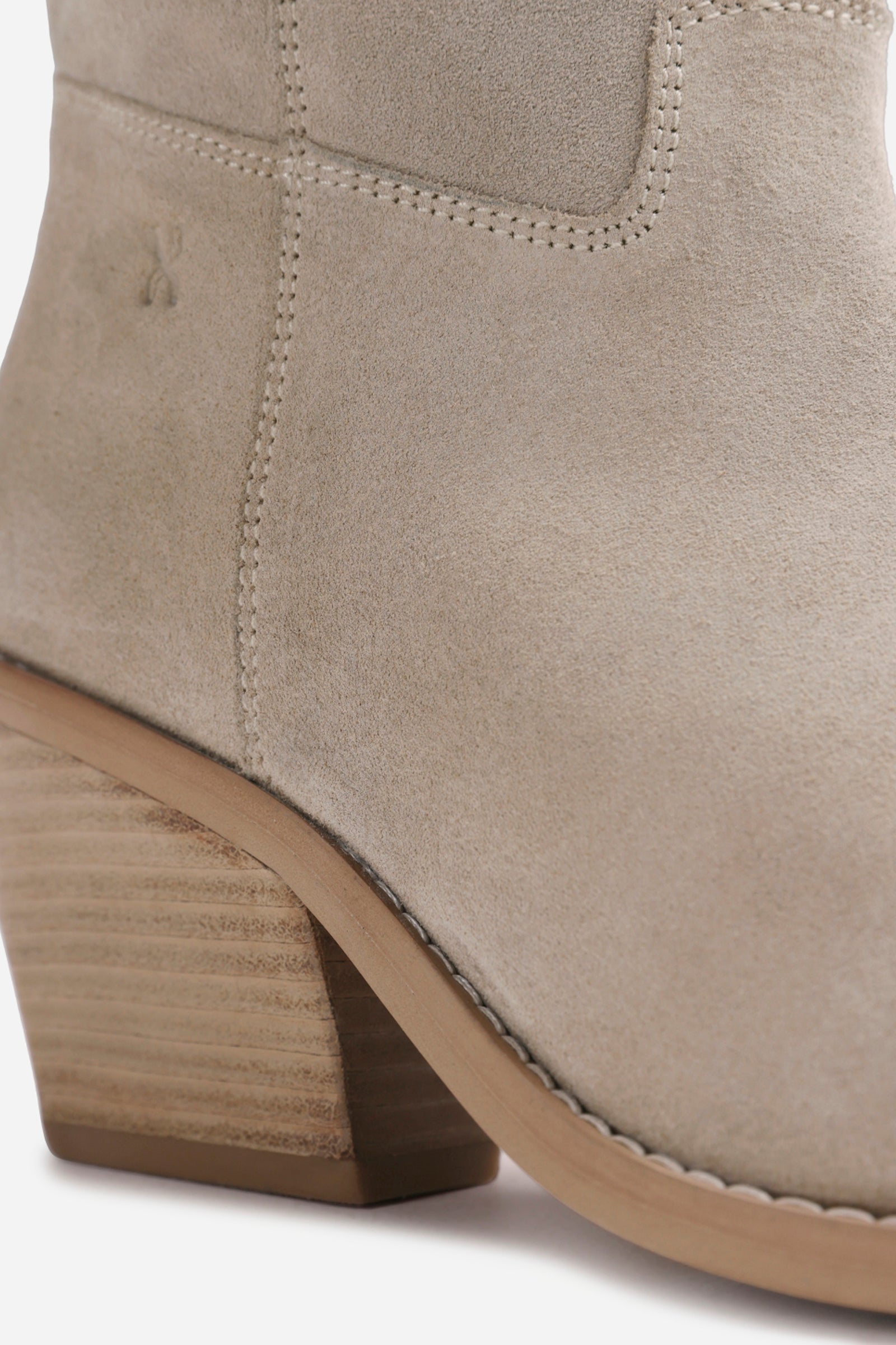 next-low-kole | sand – BRONX