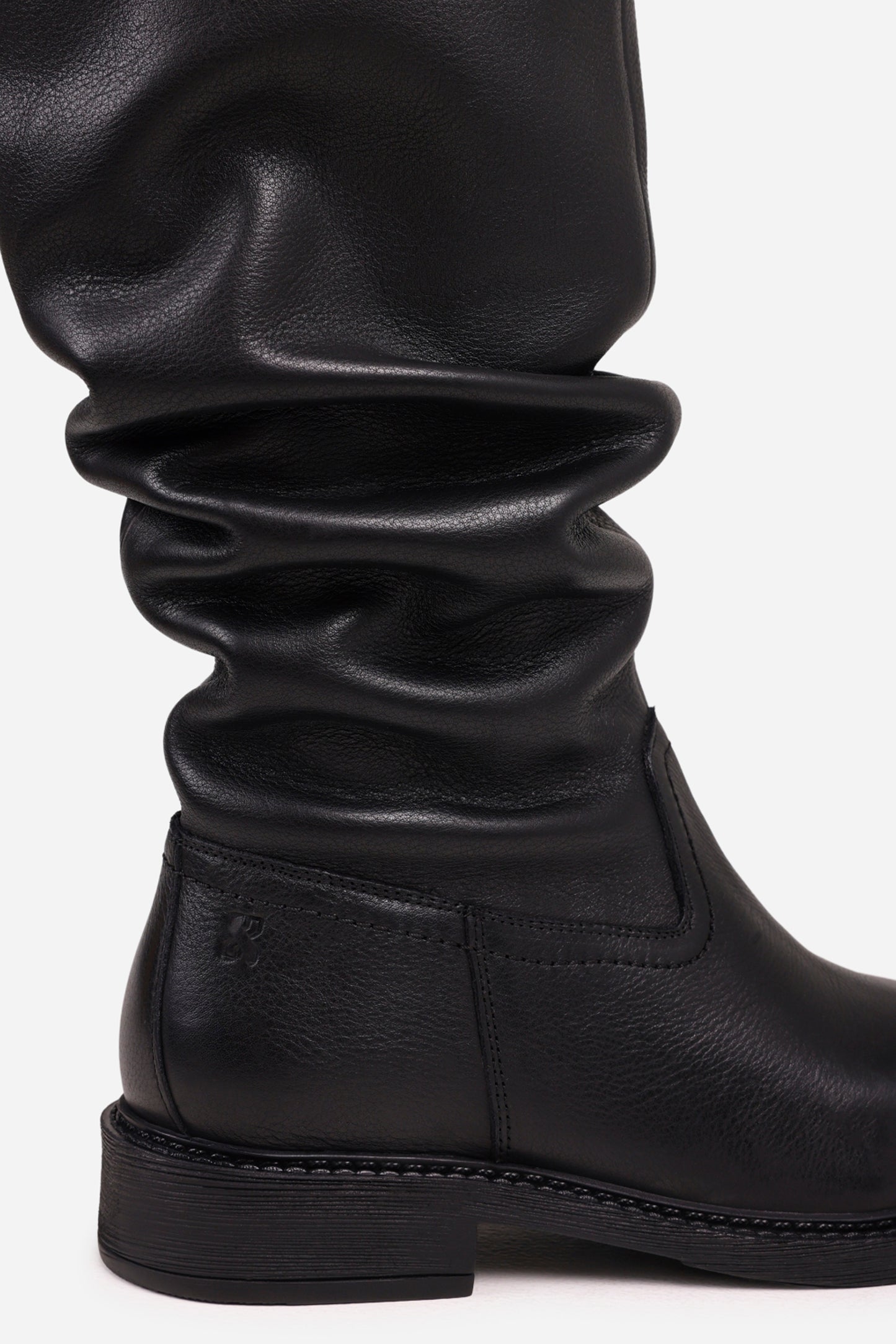 new-tough | black