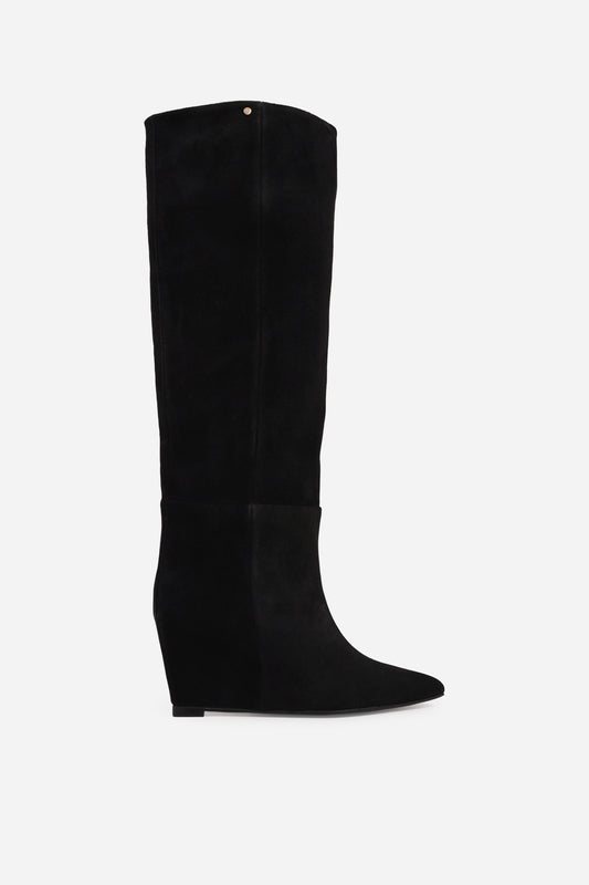 selin-a | black