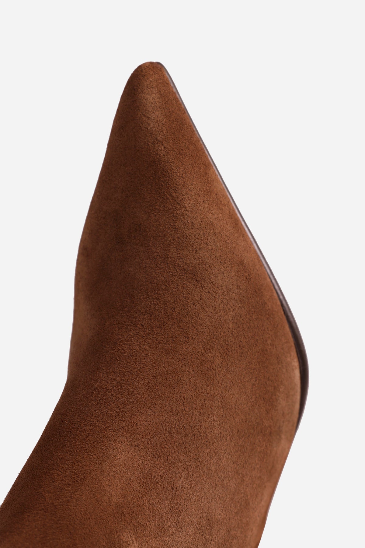selin-a | dark natural