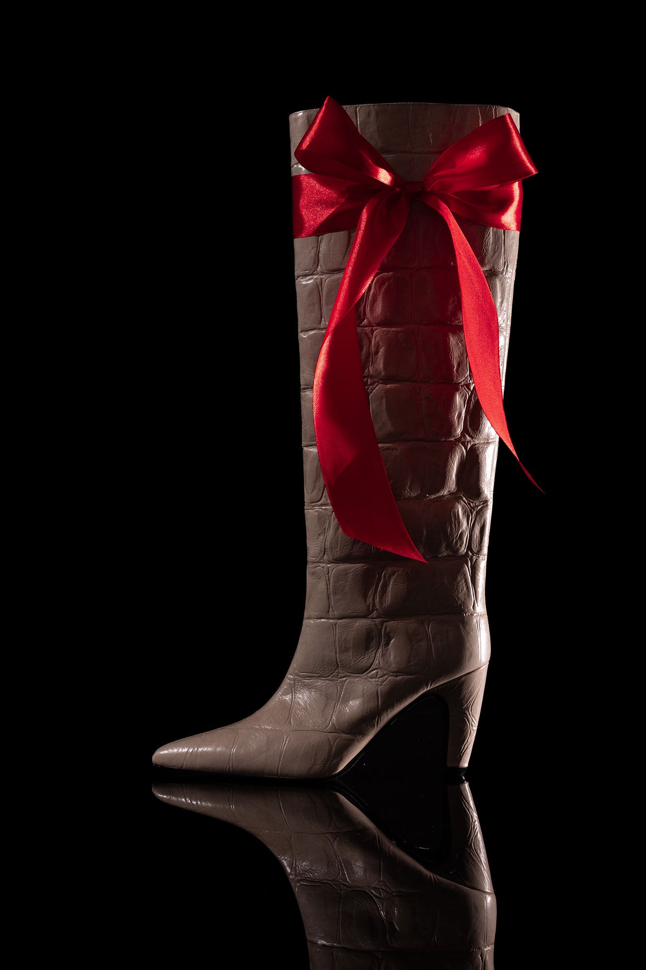 low-jadey | off white