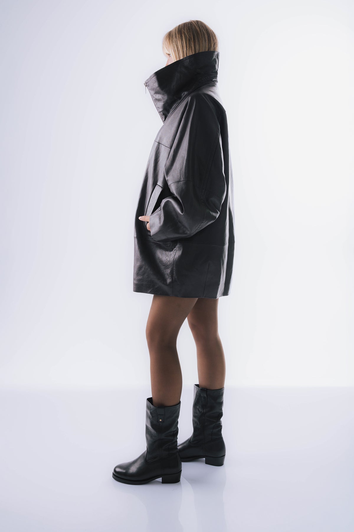 rho-deo | black