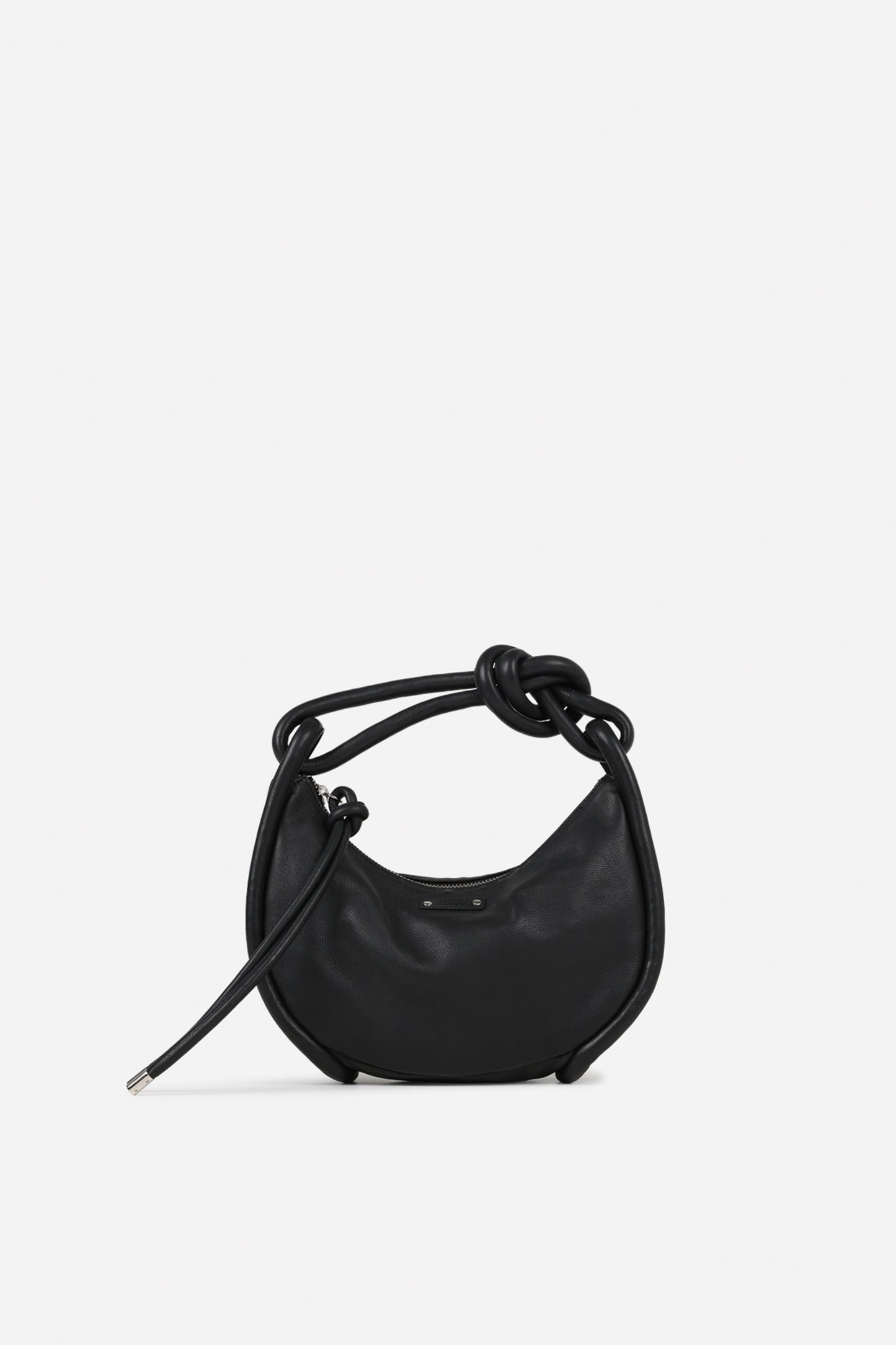 m-iaa | black