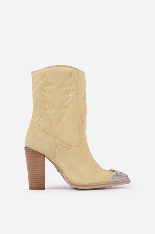 new-americana | panna yellow