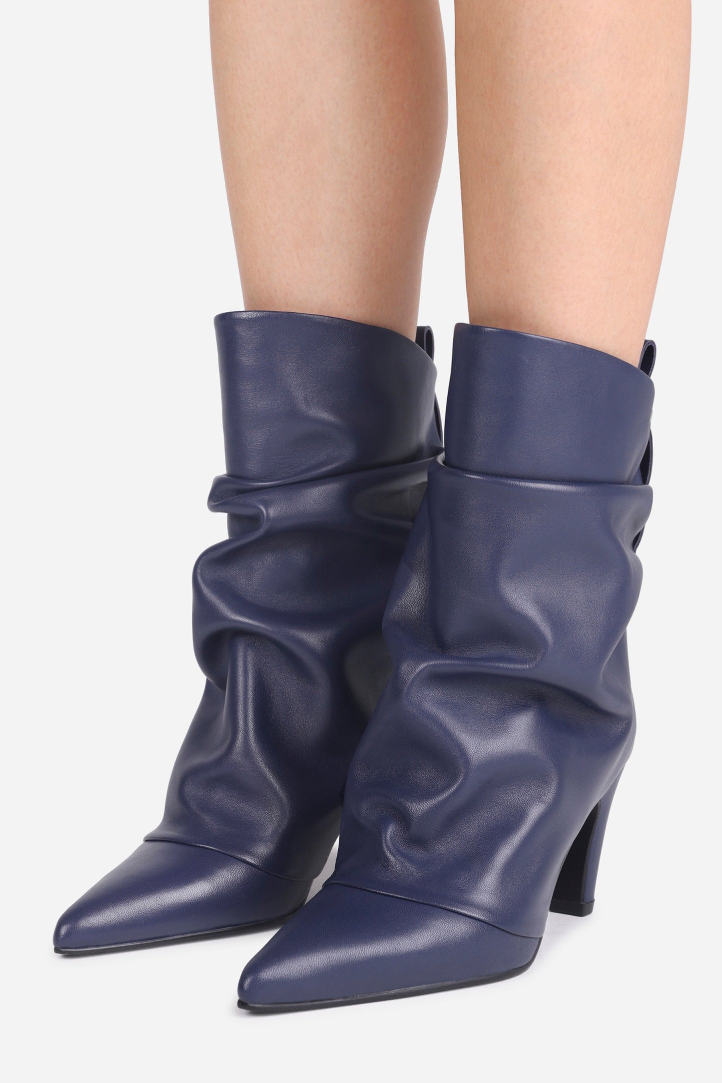 low-jadey | midnight blue