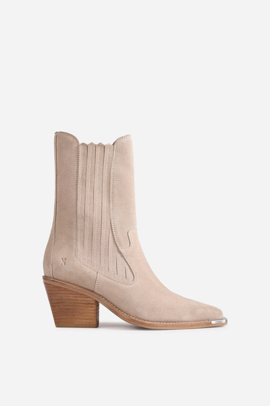 next-low-kole | sand