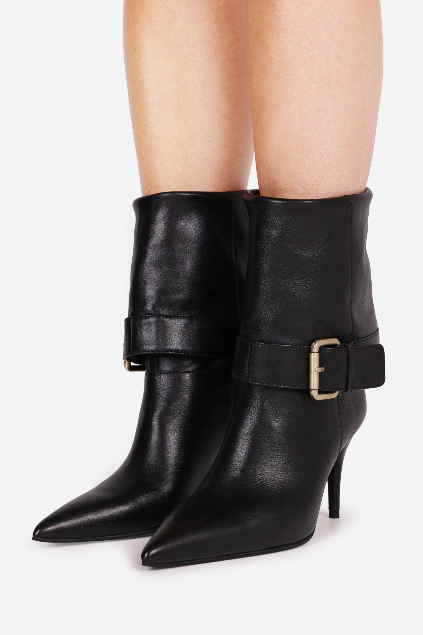 aly-cia | black