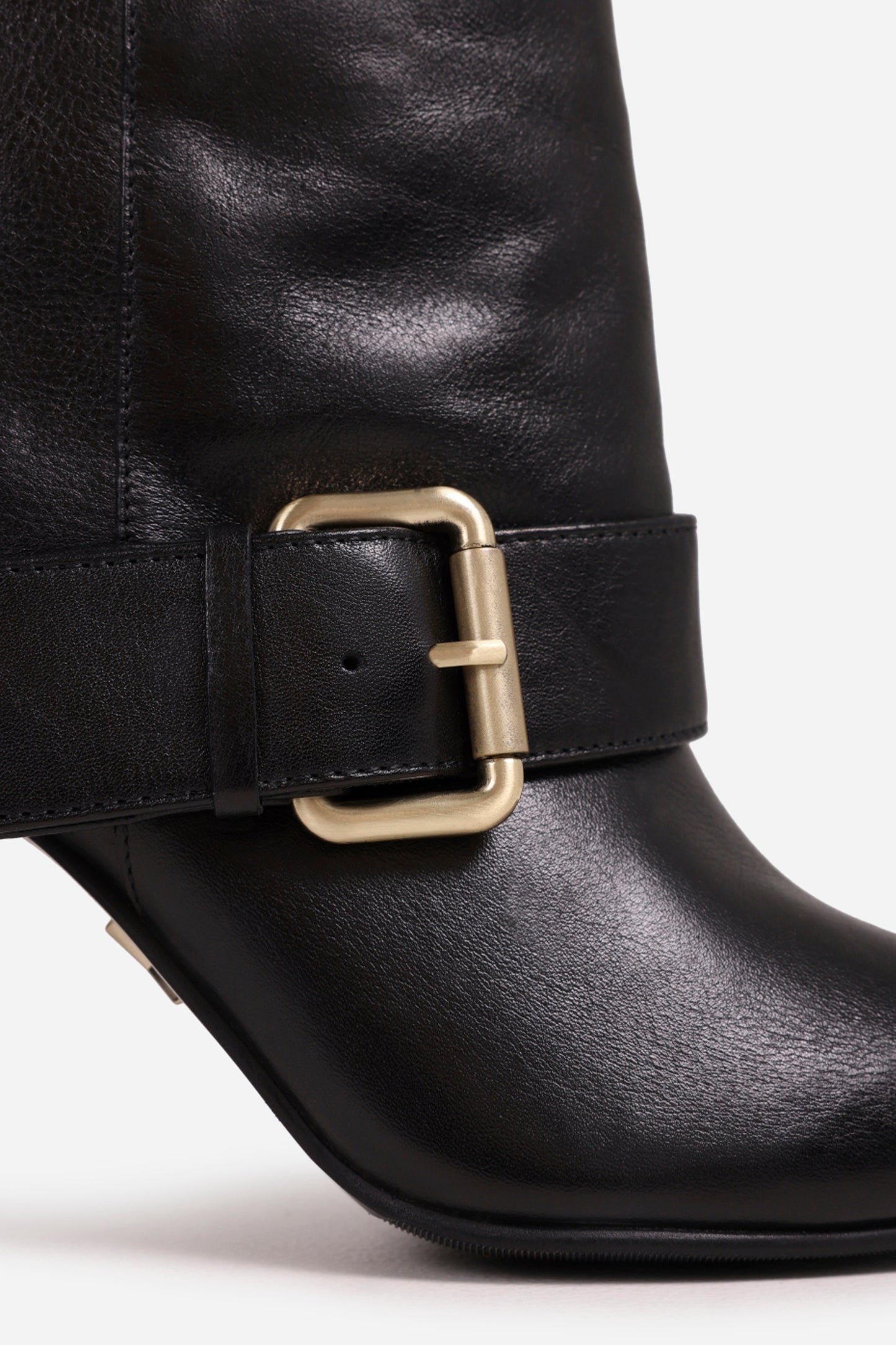 aly-cia | black