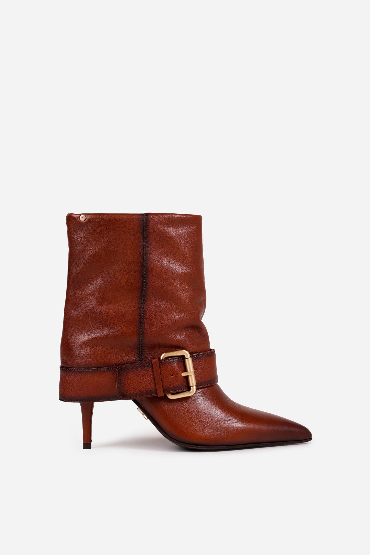 aly-cia | cognac