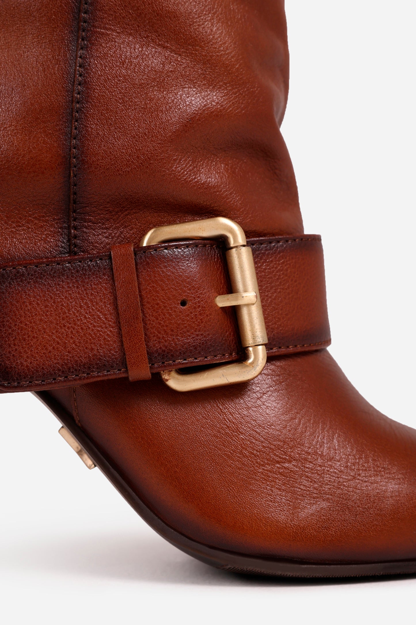 aly-cia | cognac