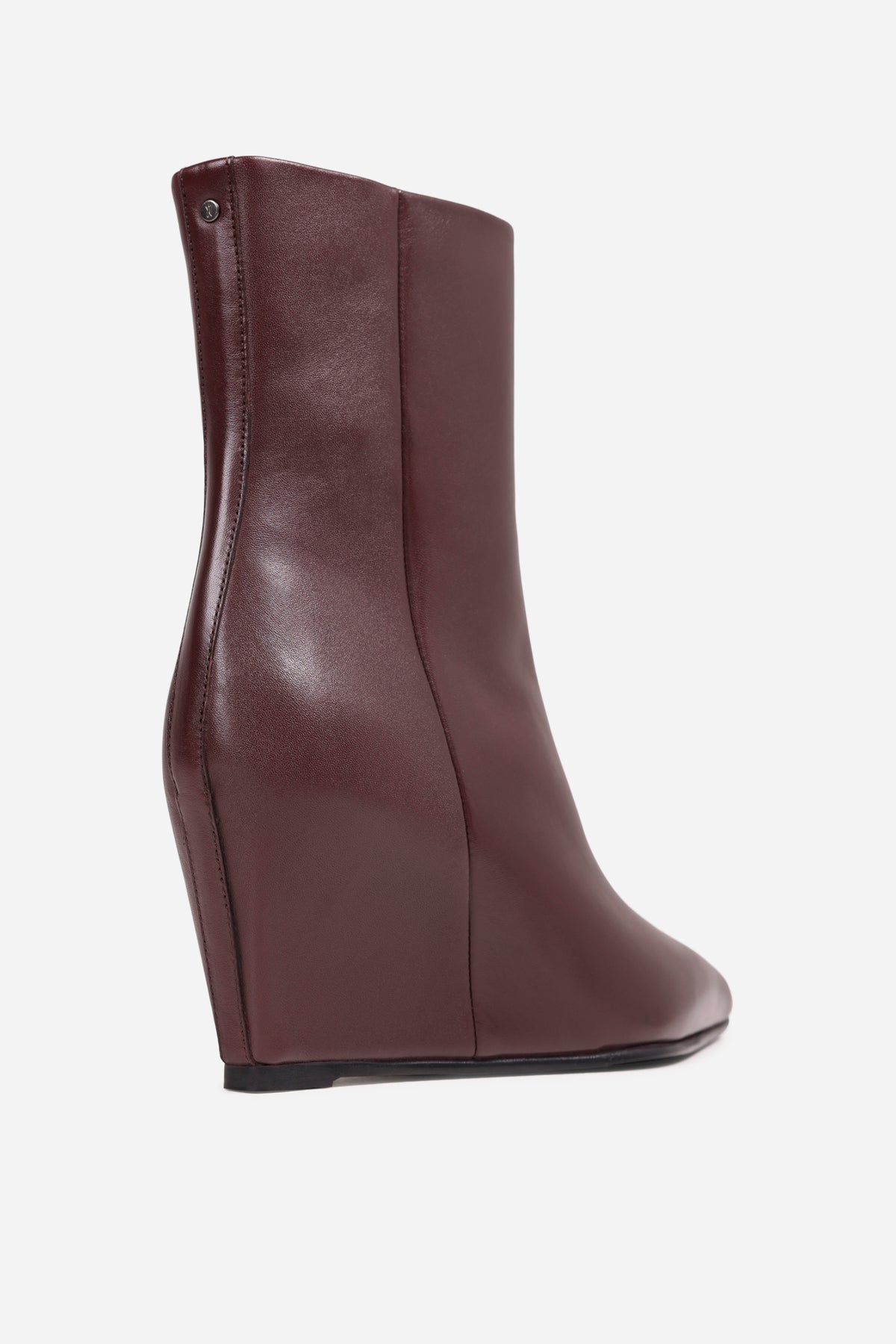 selin-a | deep bordeaux
