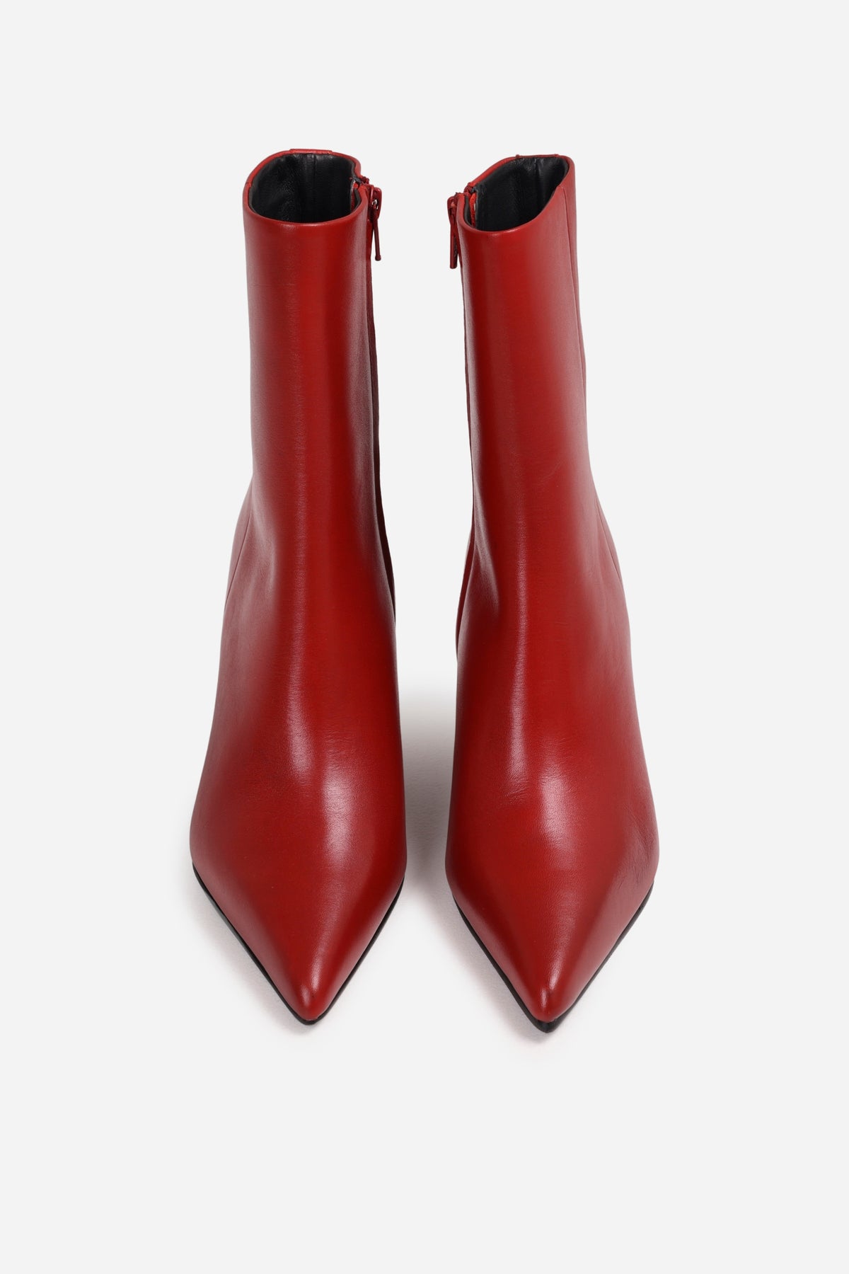 selin-a | lava red