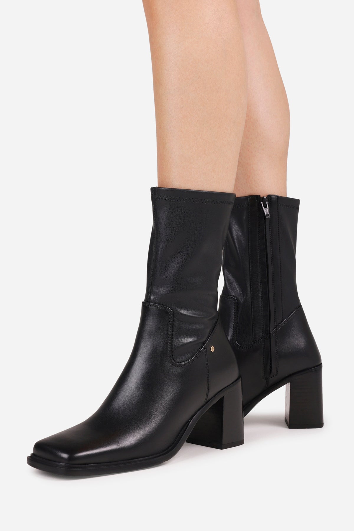 new-corfu | black