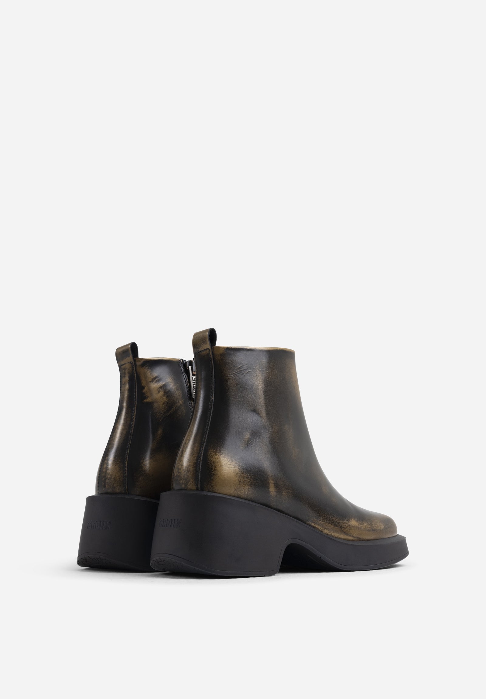 bronx chelsea boots