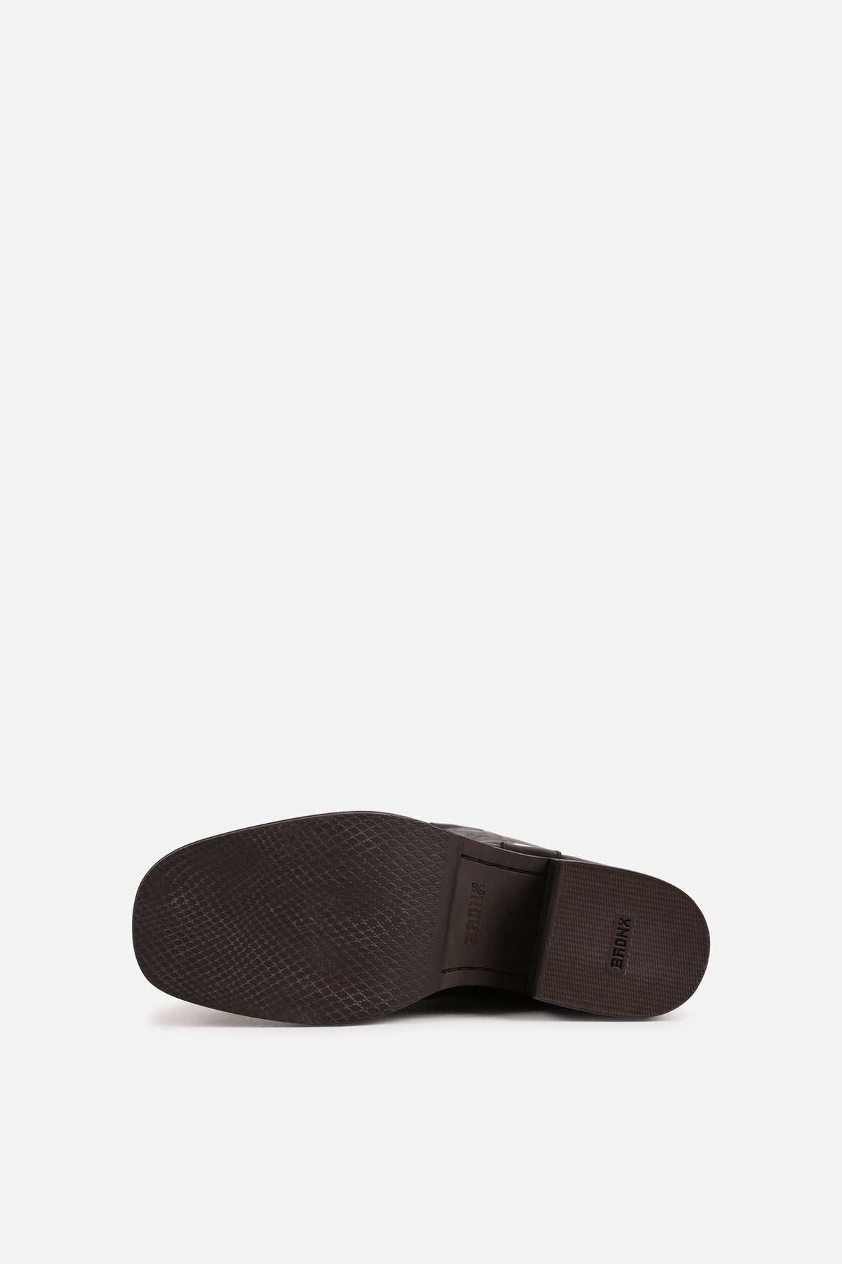 ky-ley | black/dark brown