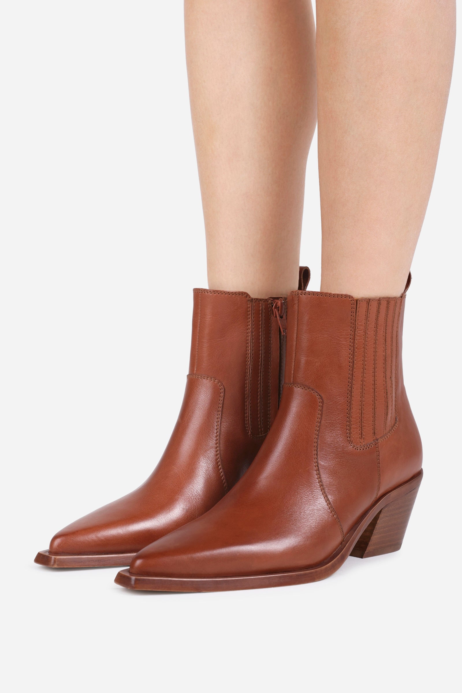 New-clint | caramel – BRONX