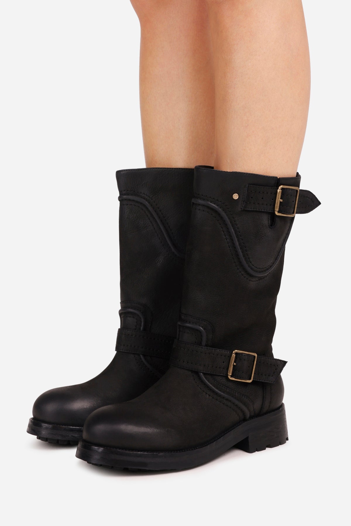 strick-er | black