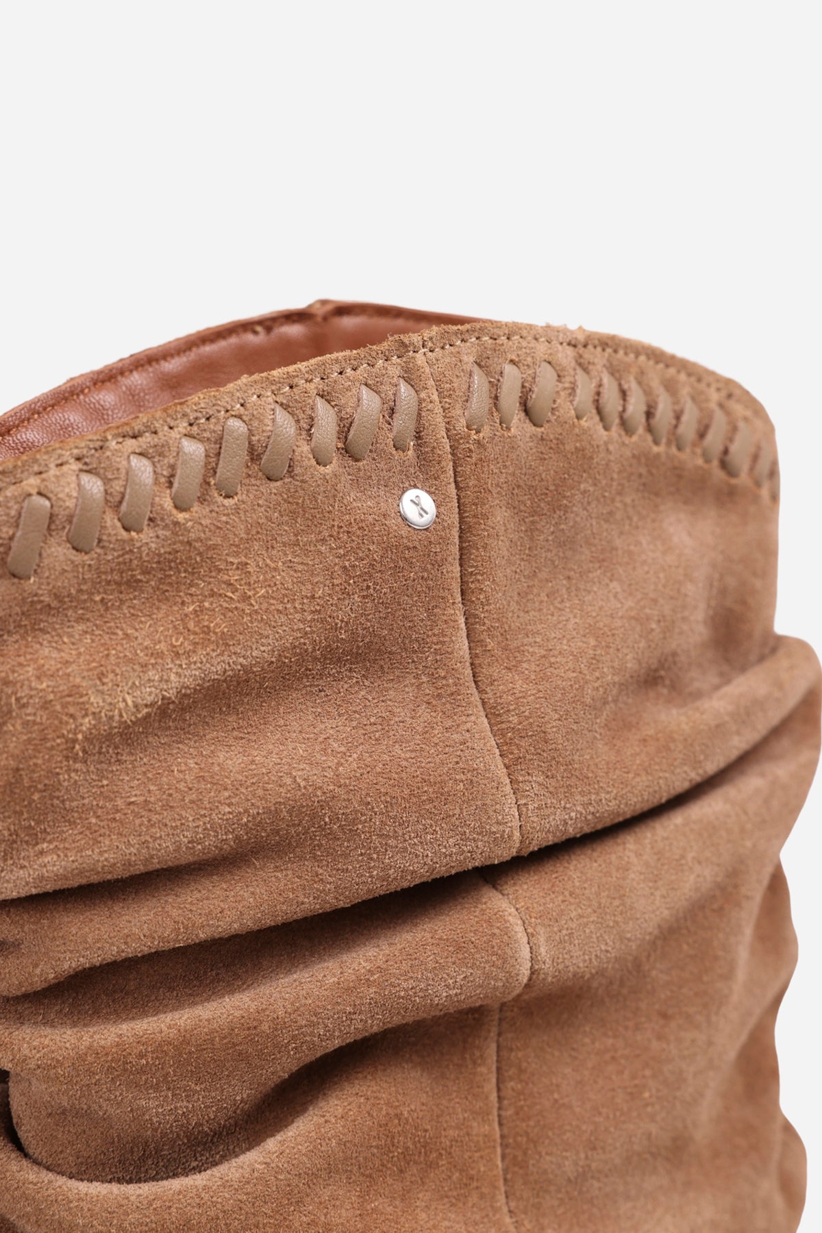new-sutton | dark natural
