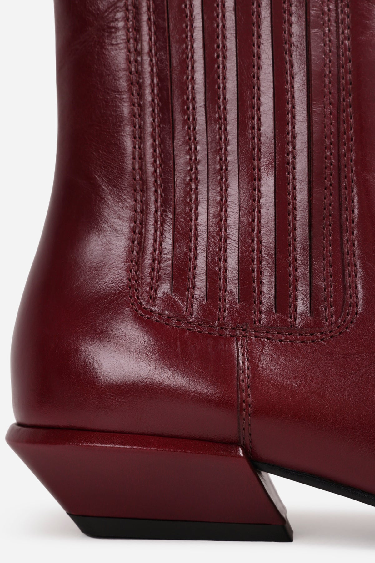 vienn-a | deep bordeaux