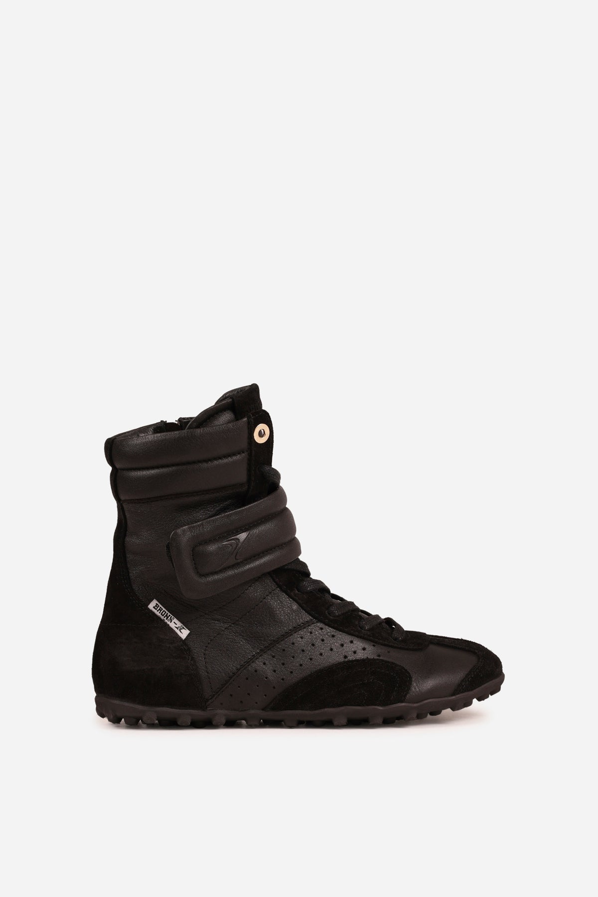 gravit-yy | black