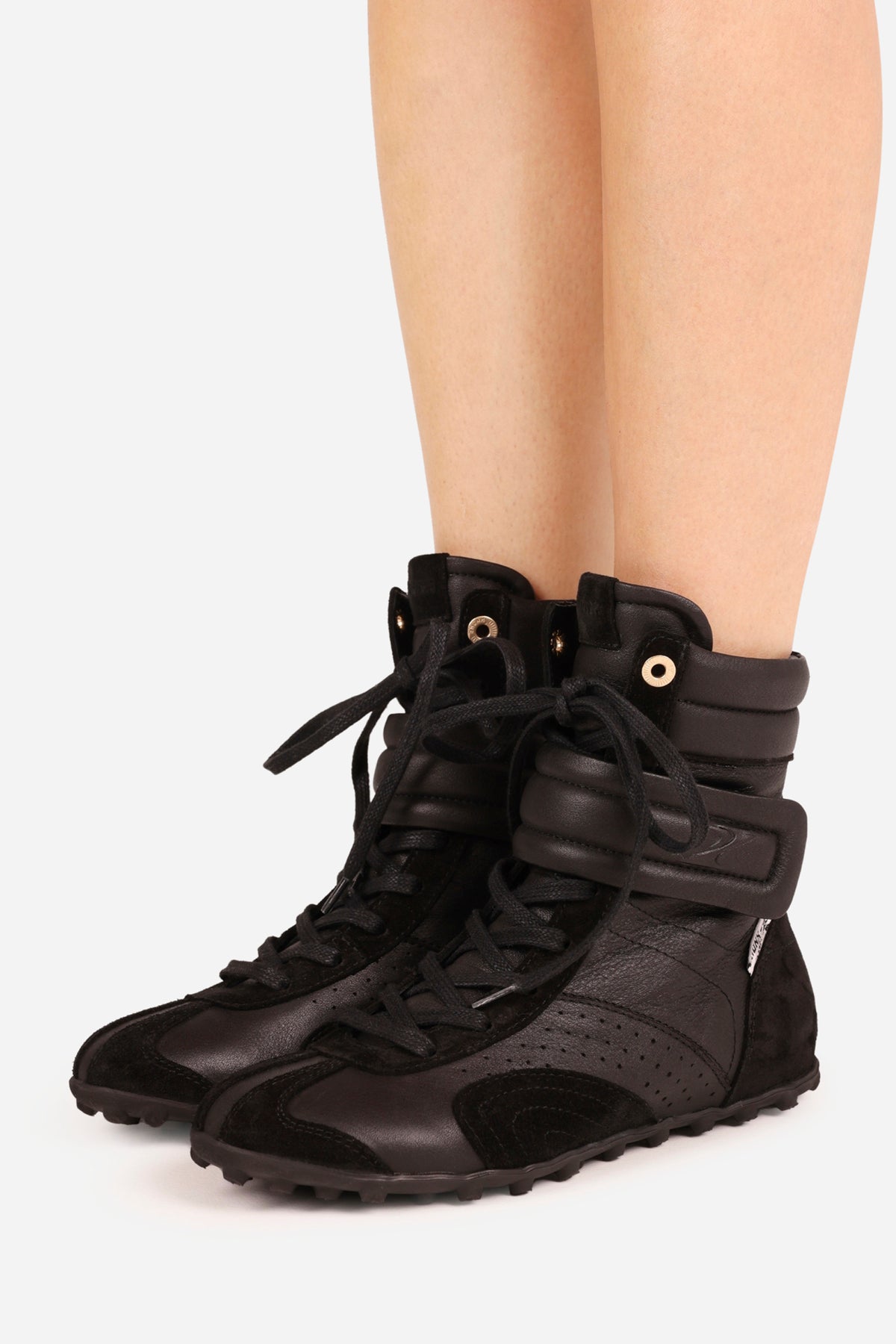 gravit-yy | black