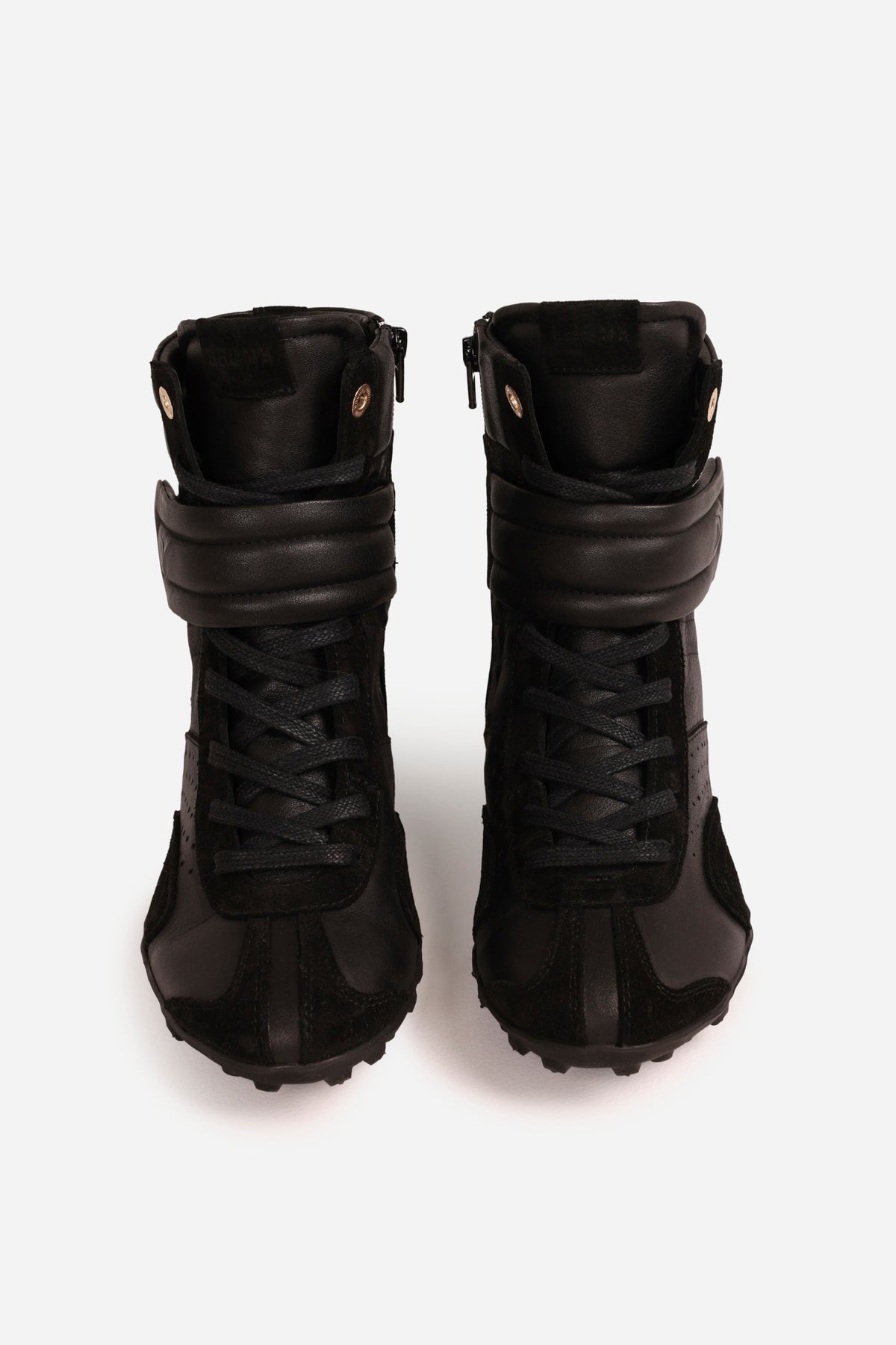 gravit-yy | black