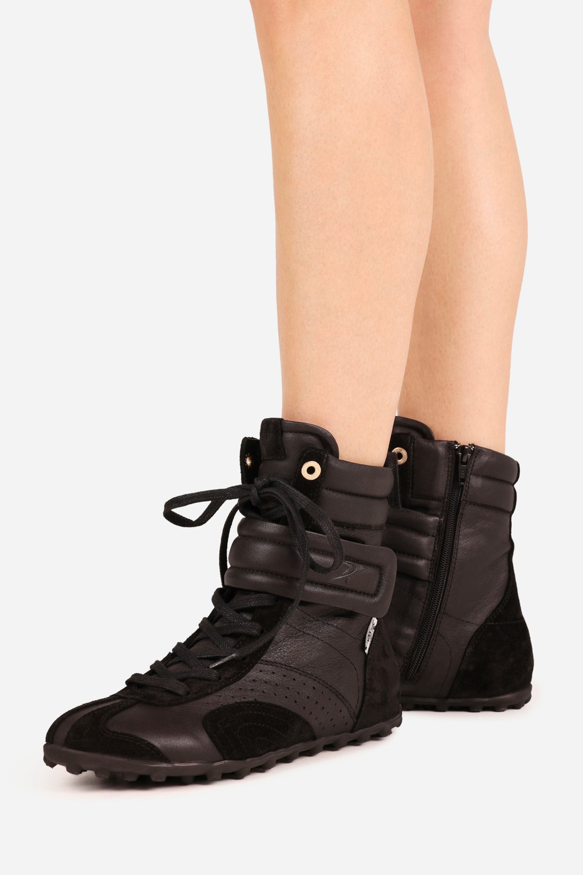 gravit-yy | black