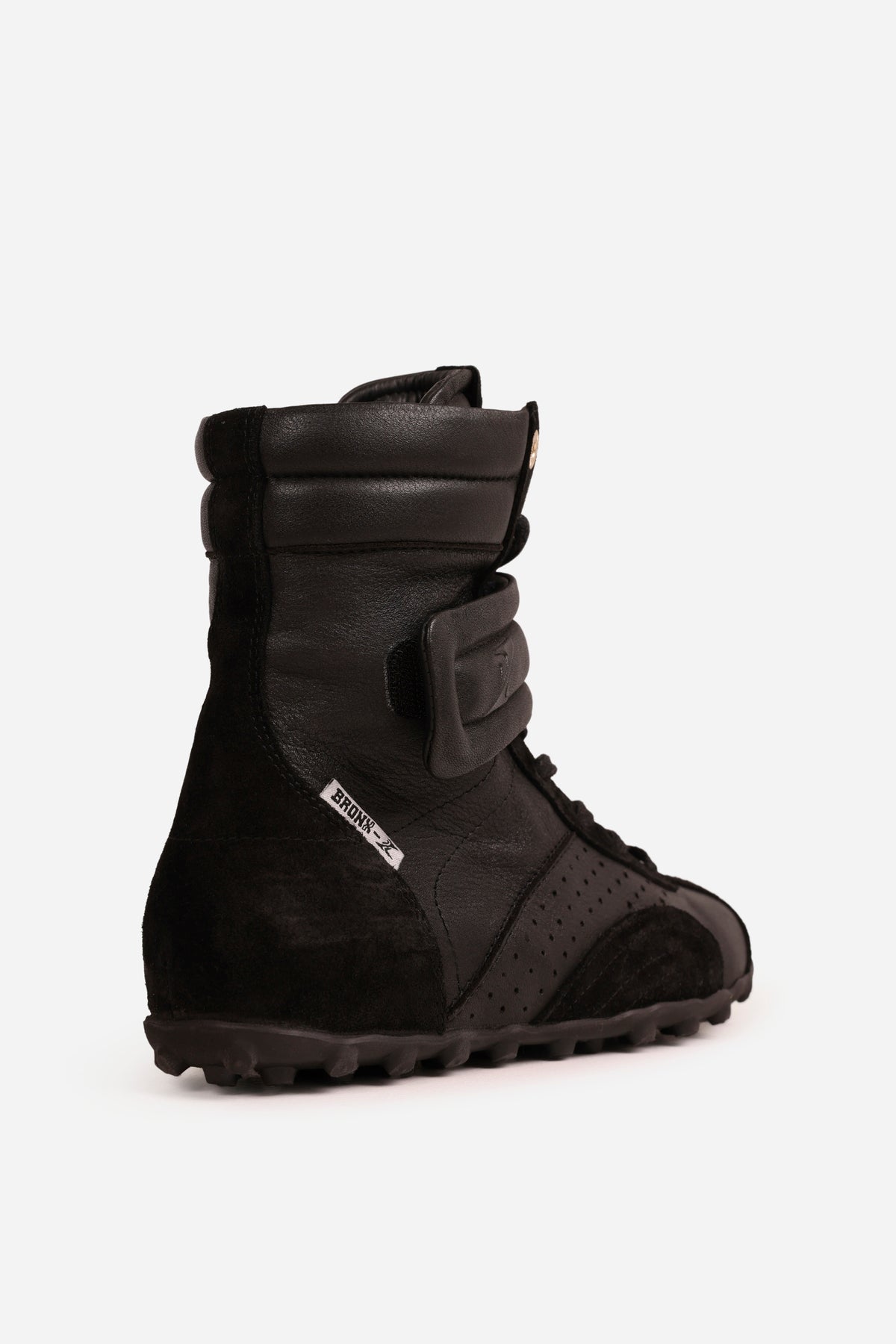 gravit-yy | black