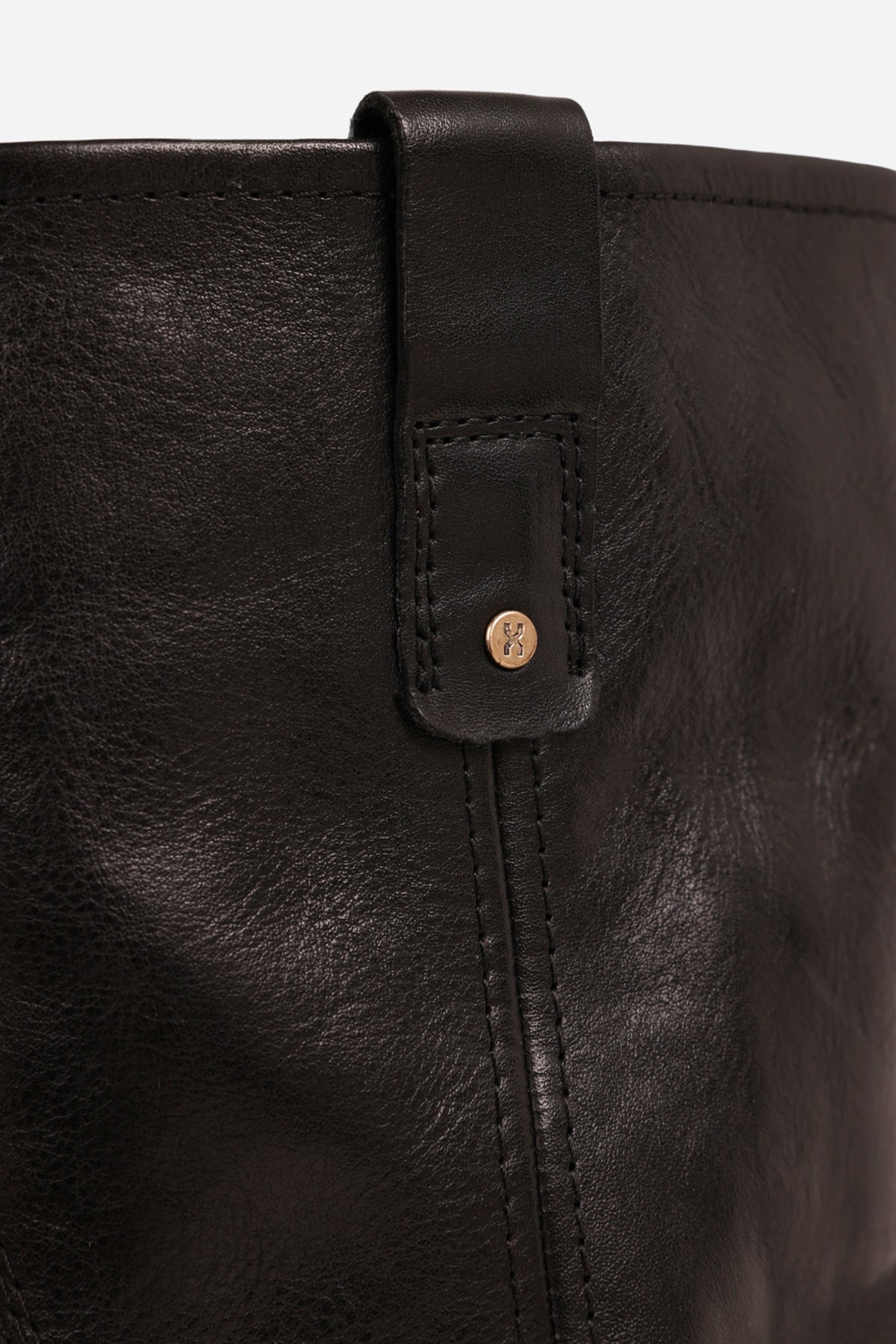 rho-deo | black