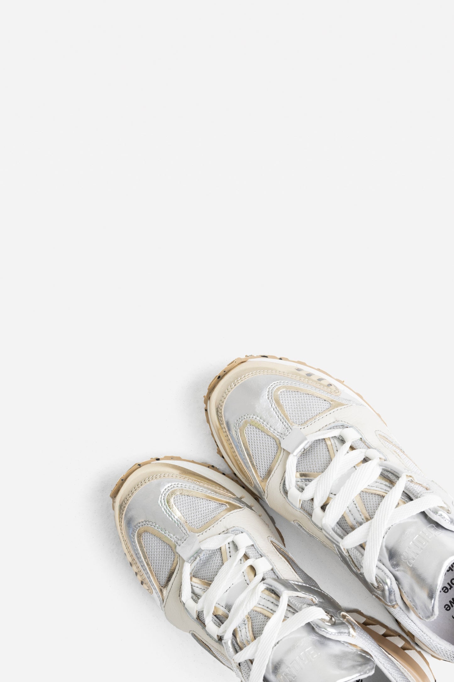 Sneaker Ha-cker | silver/gold