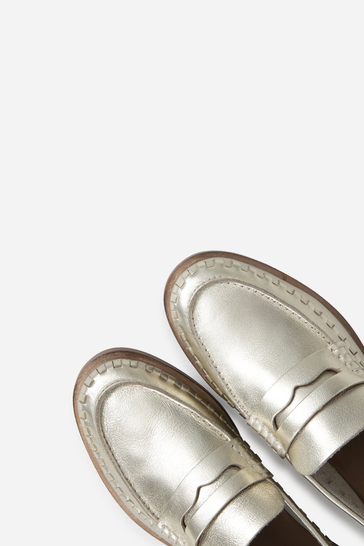 Loafer Next-Frizo | platinum gold