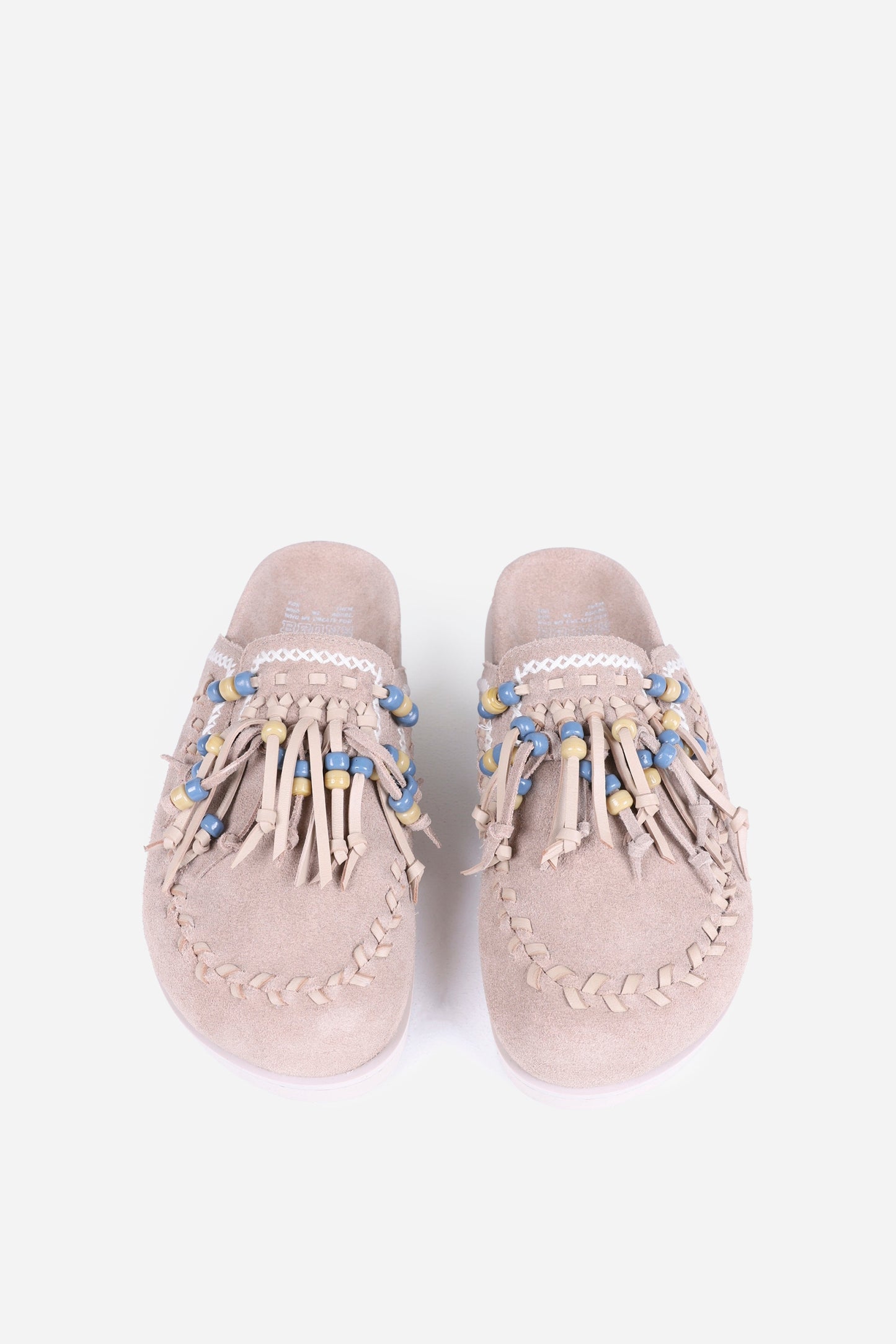 bo-nnie | oatmilk/powdered blue