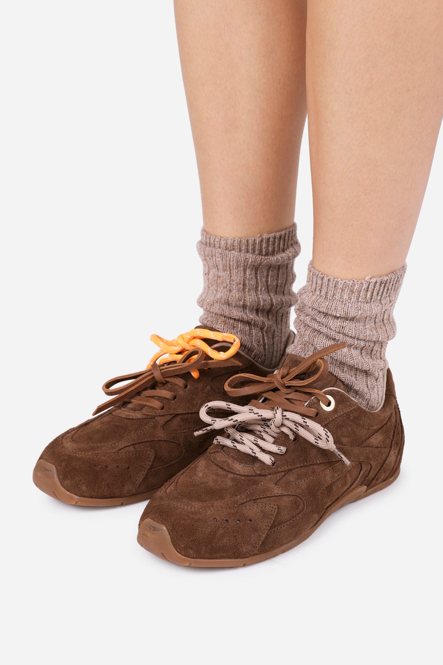 myr-aa | walnut brown