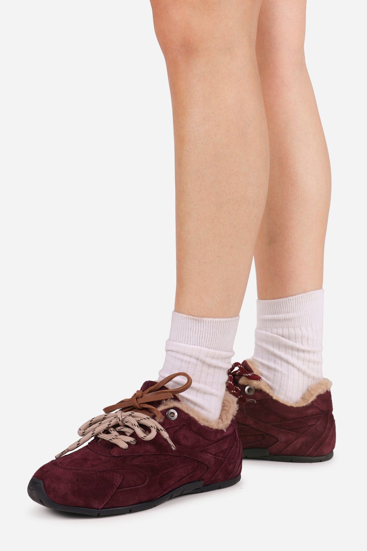 myr-aa | deep bordeaux