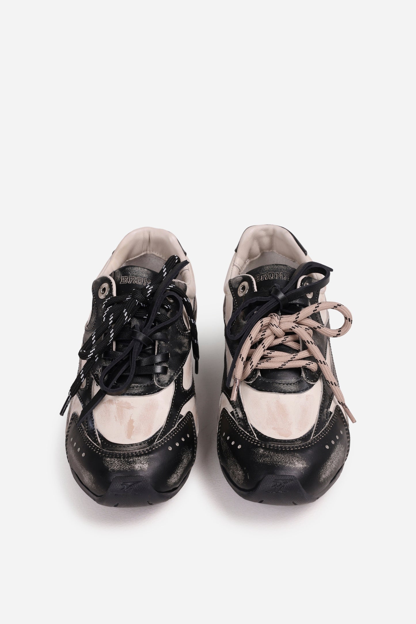 myr-aa | black/off white/blush