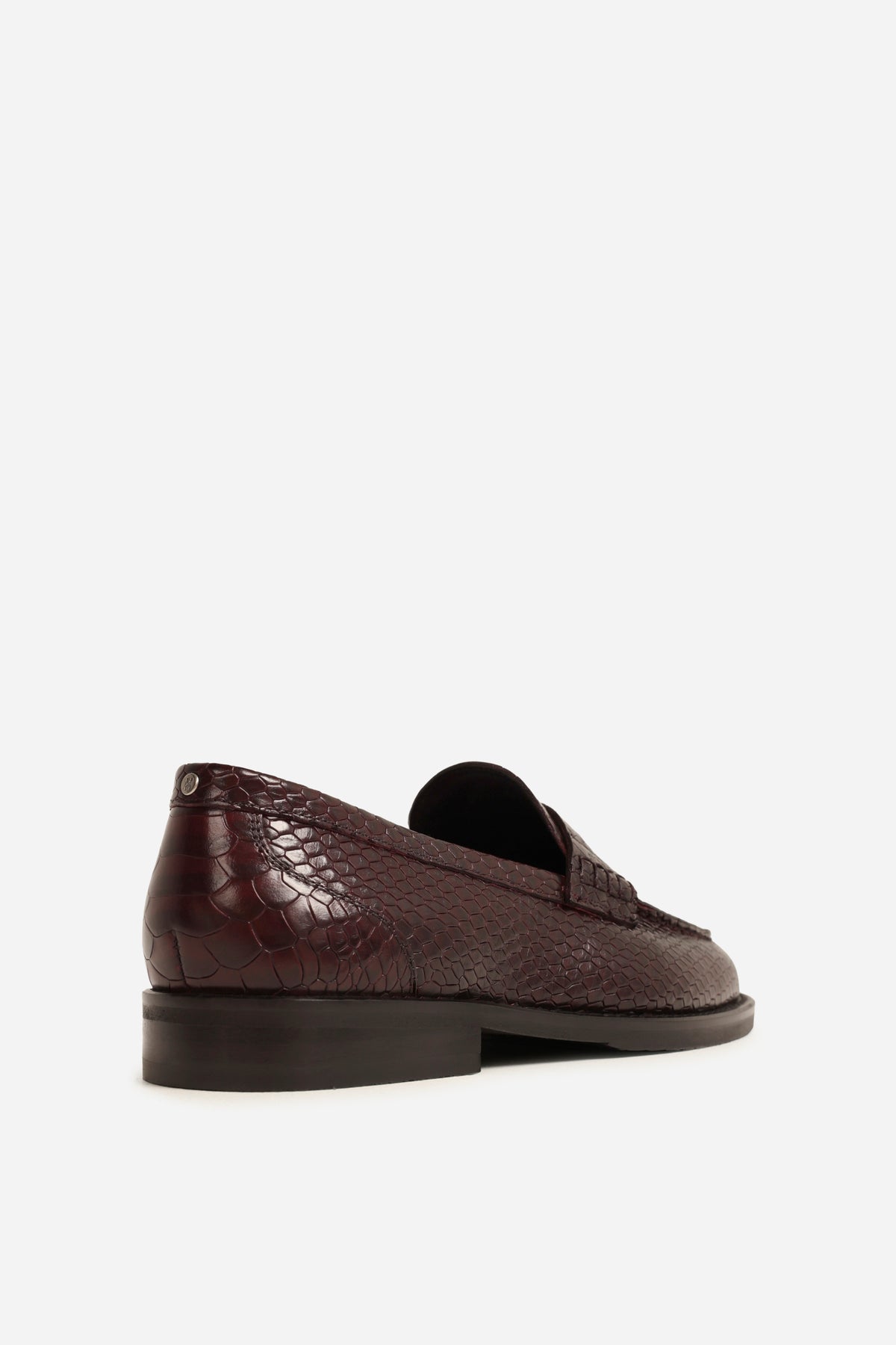 tran-sitt | deep bordeaux
