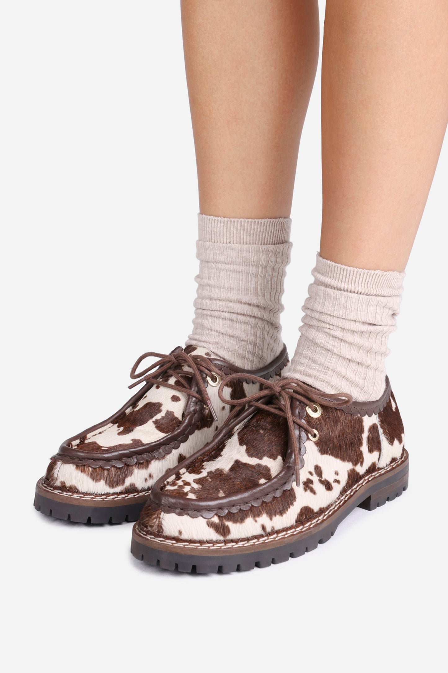 sor-aya | coffee bean/off white