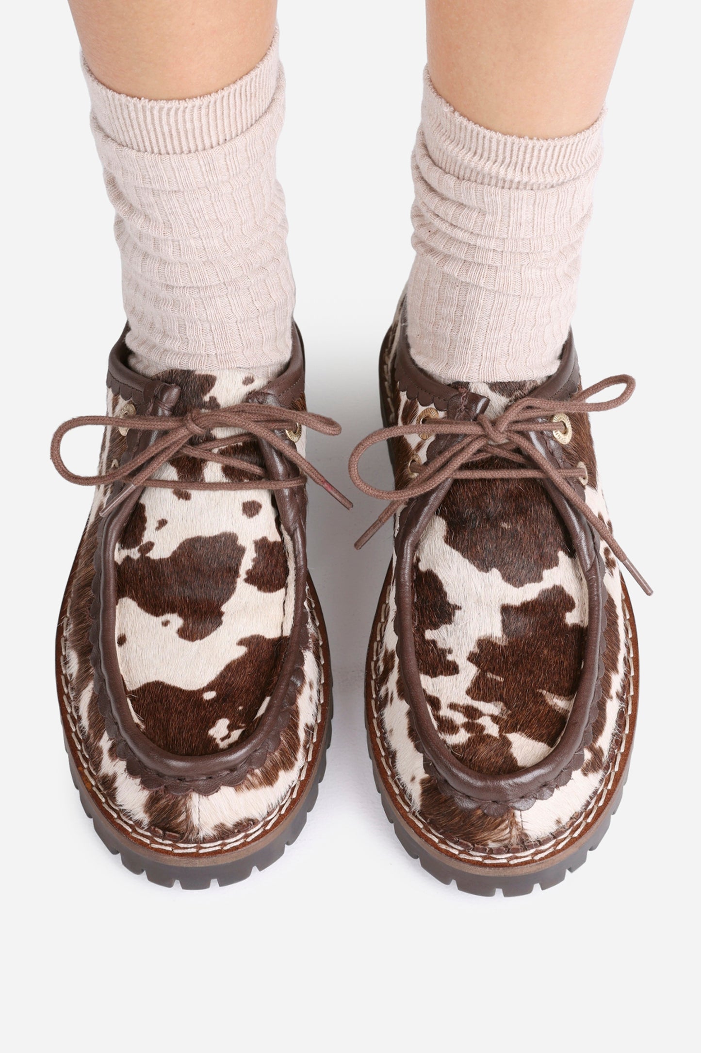 sor-aya | coffee bean/off white