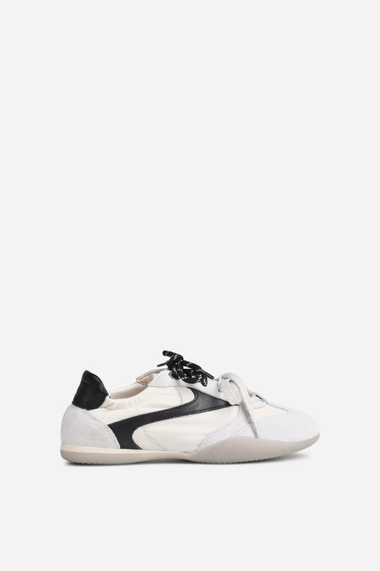 park-err | off white/black