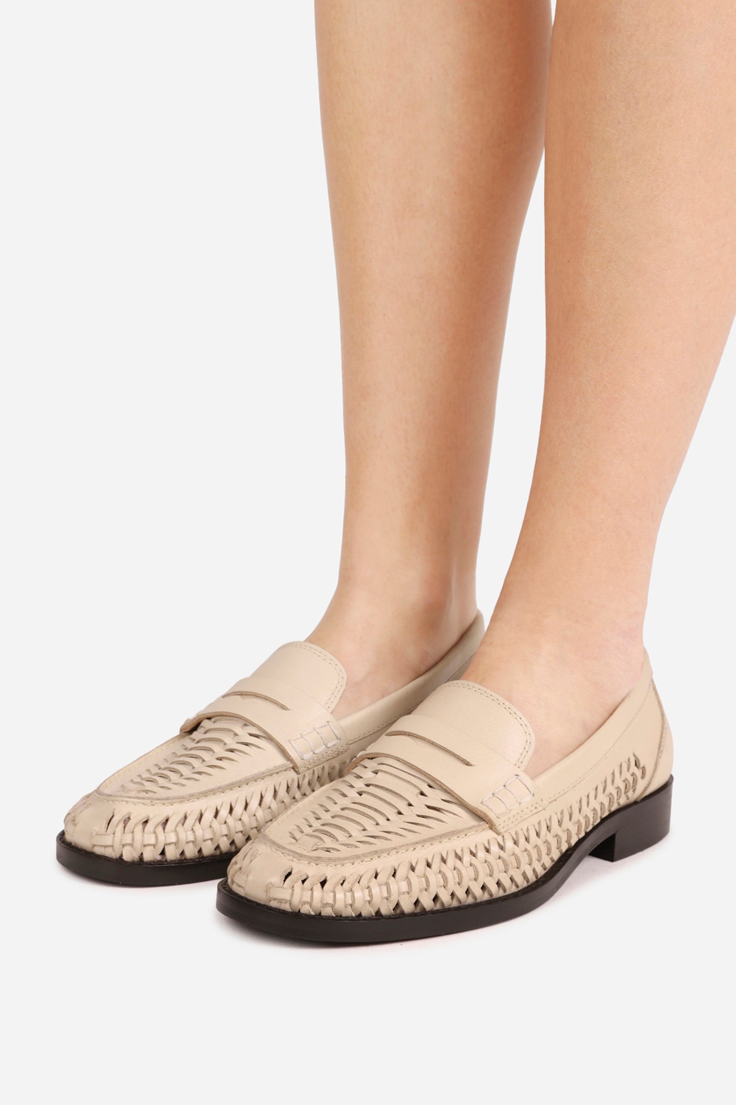 zur-ii | off white/black