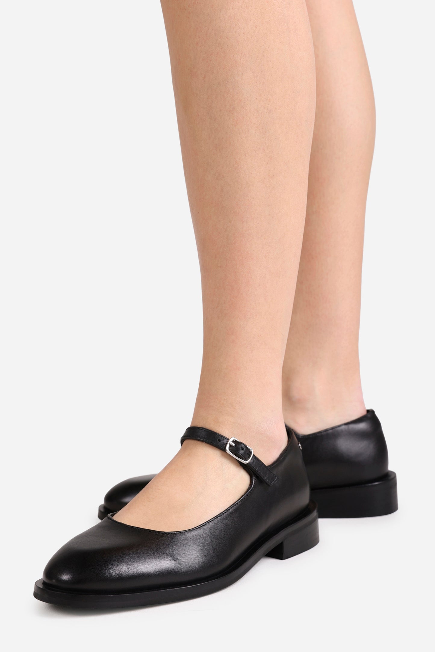 next-wagon | black