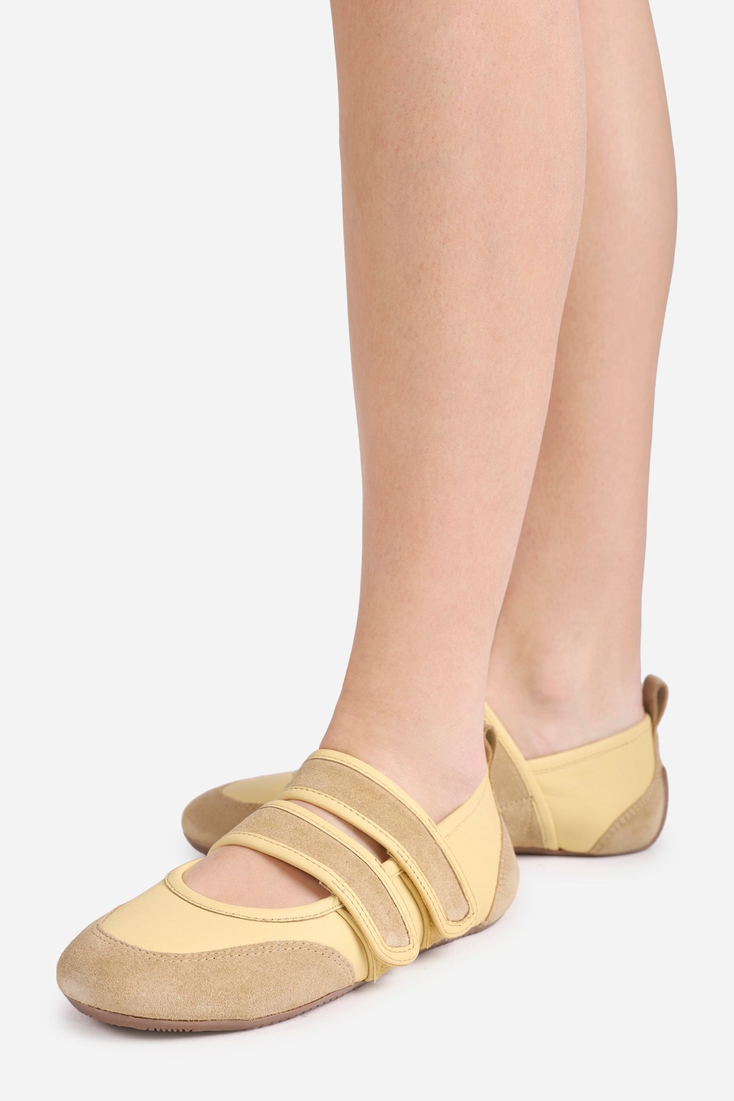 zenday-a | butter yellow