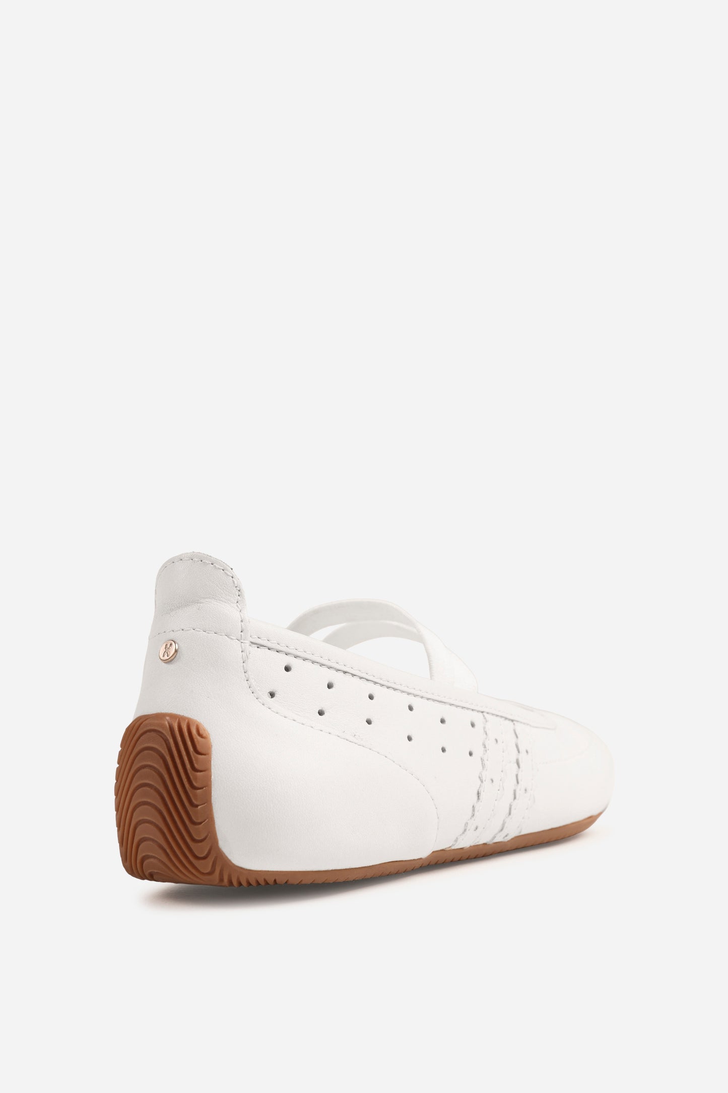 zenday-a | off white