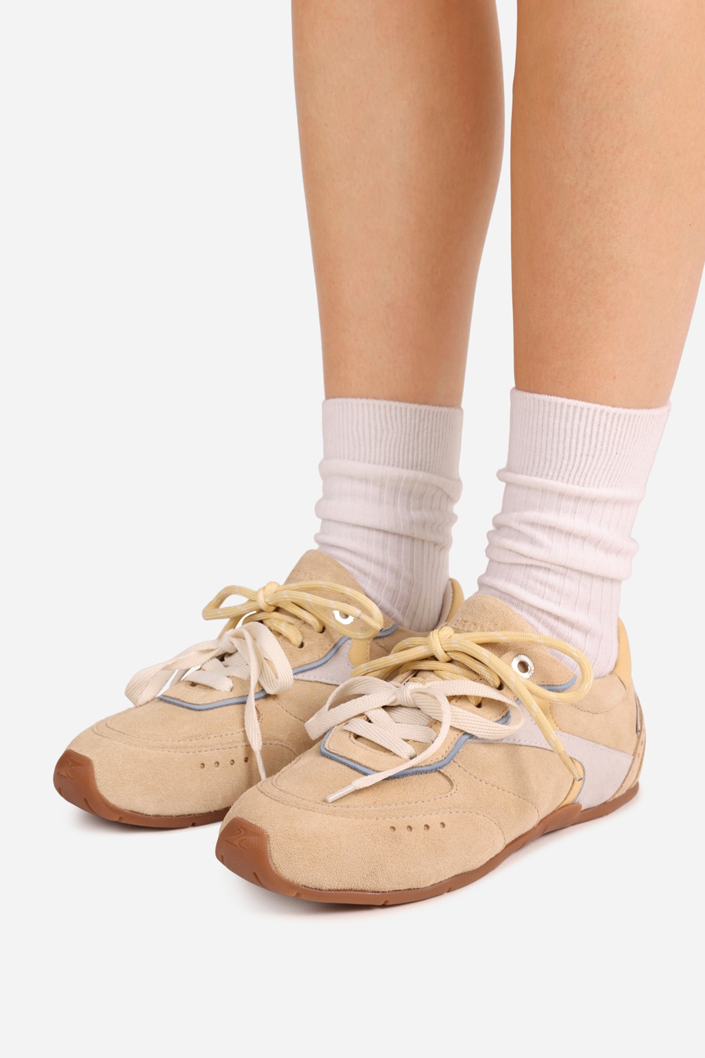 Myr-aa | butter yellow/off white