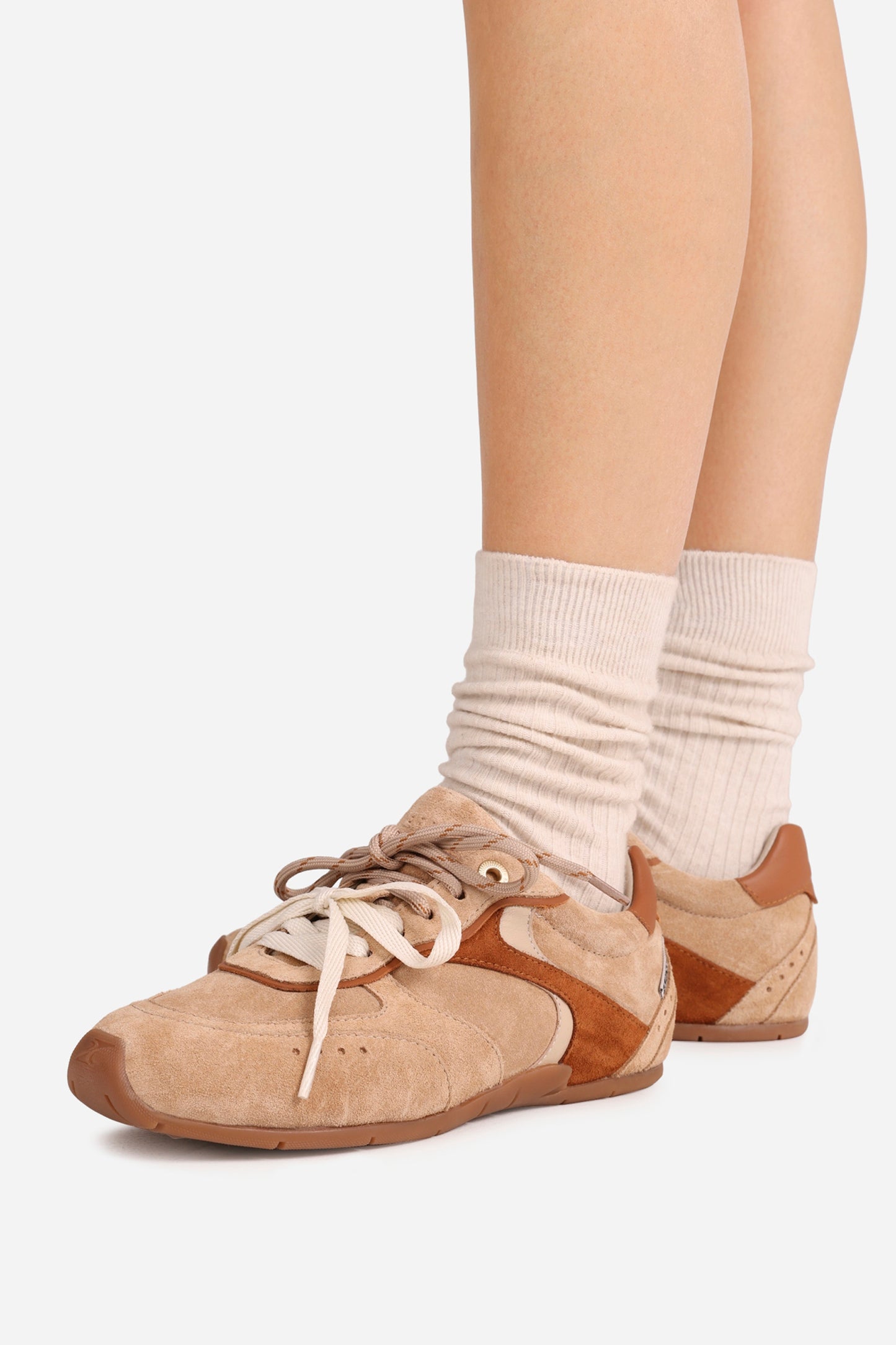 Myr-aa | oatmilk/caramel