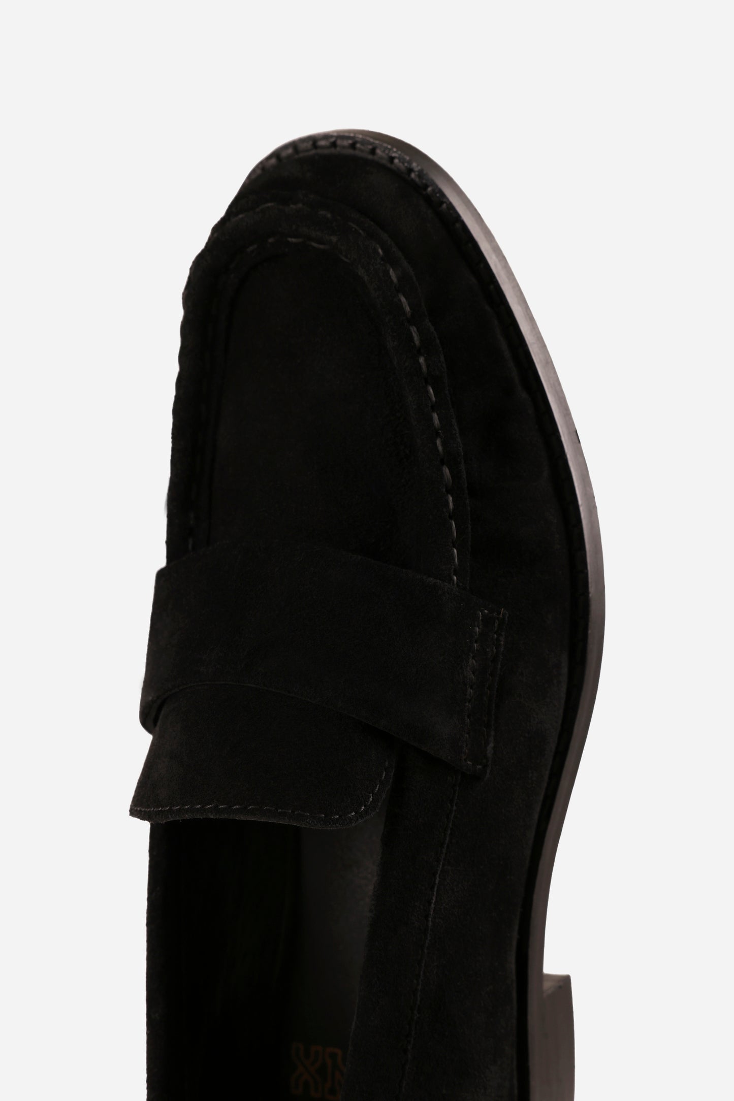 zur-ii | black