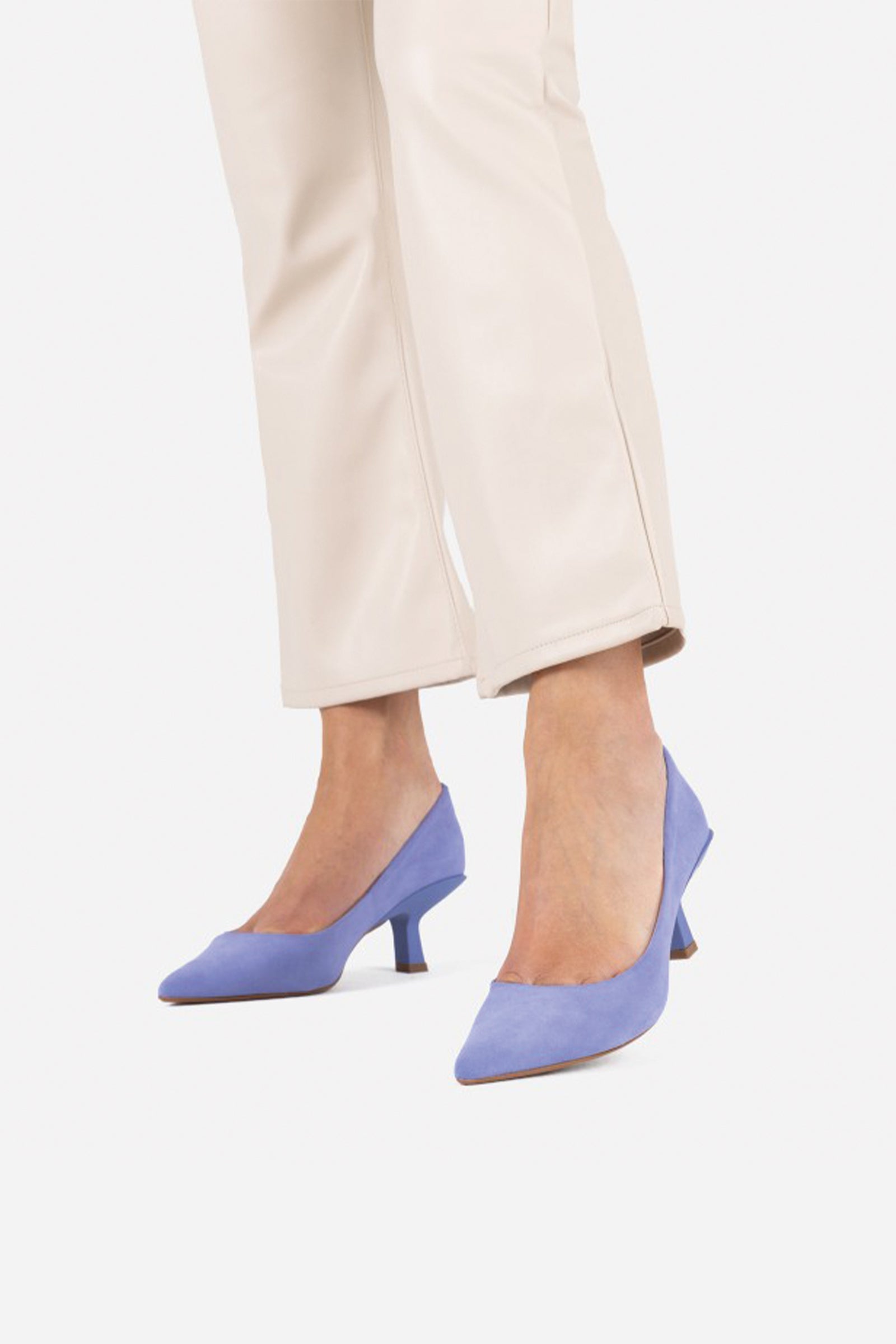 Lavender low heel store pumps