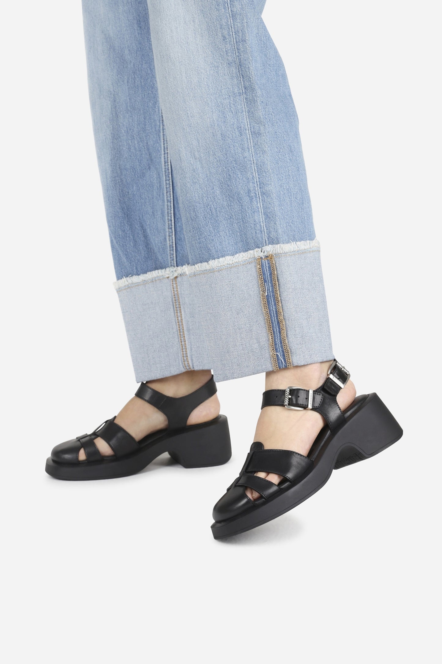 vita-sandal | black