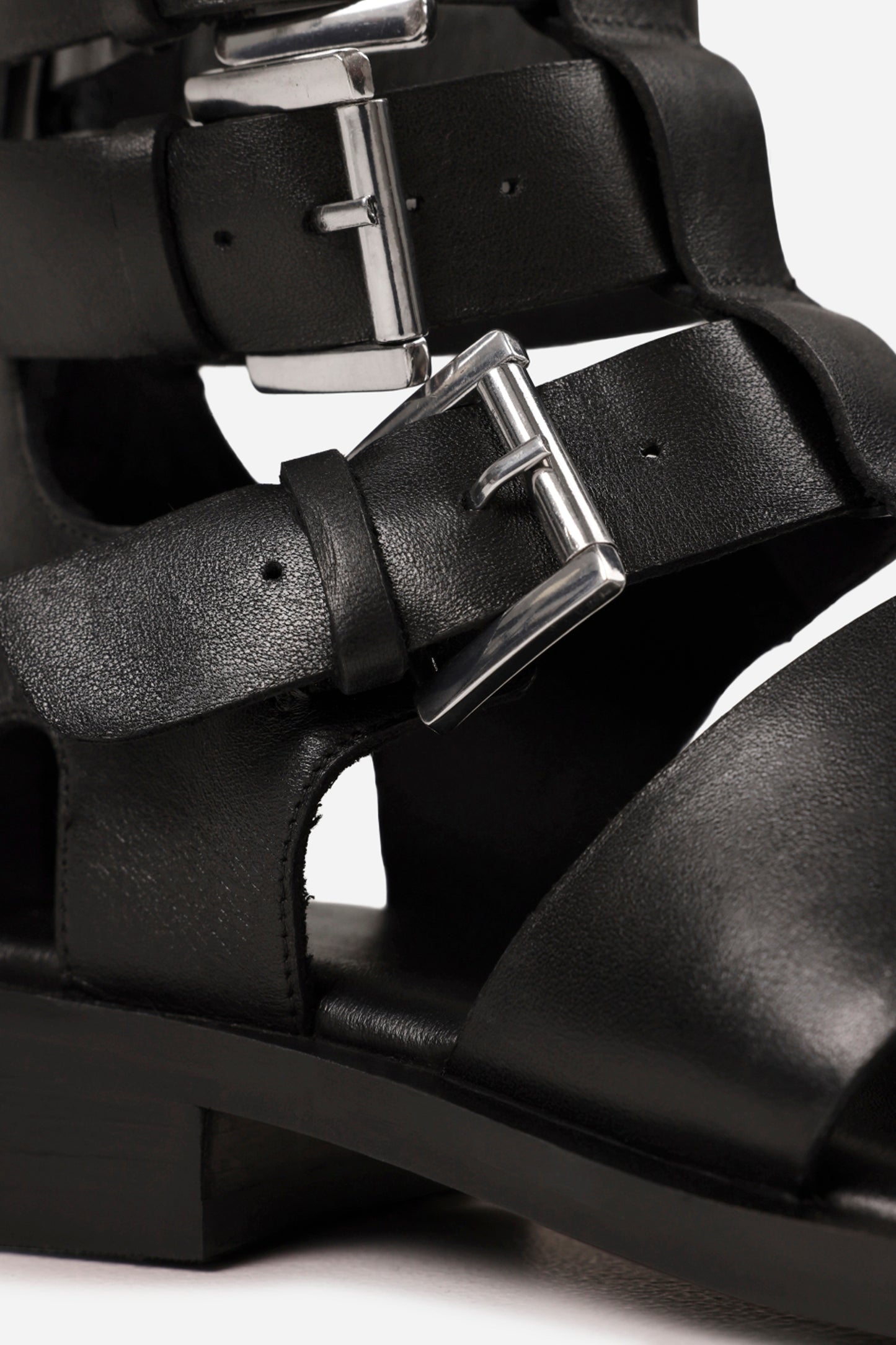 next-wagon | black