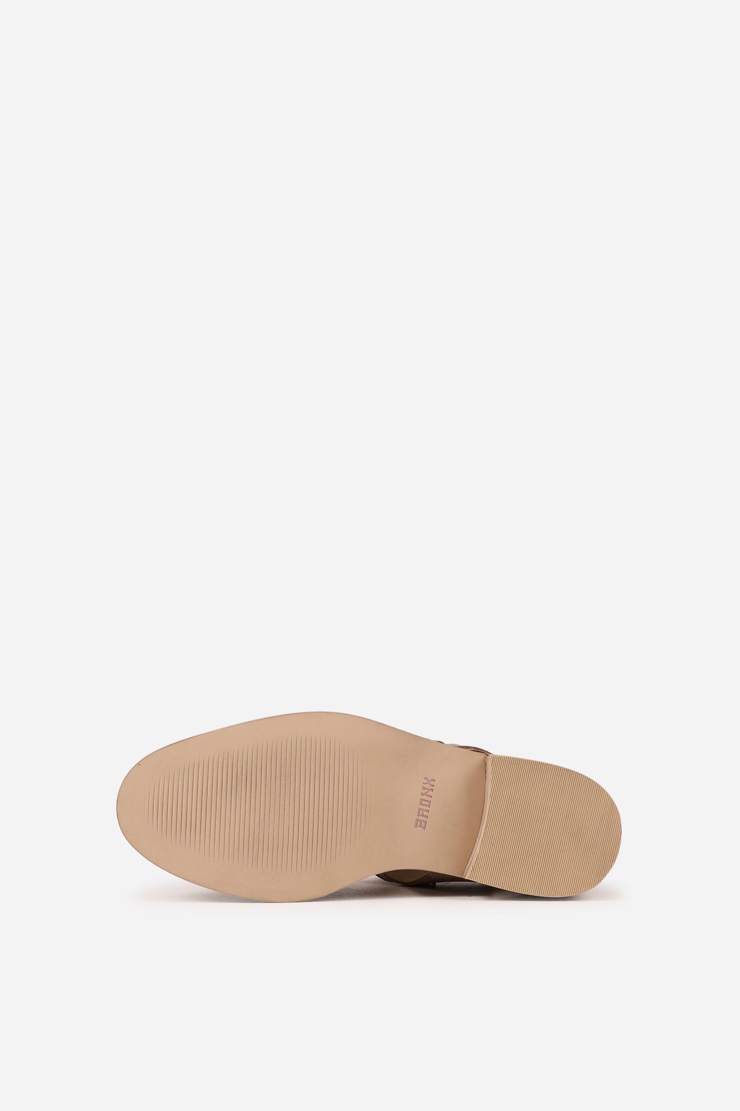 next-wagon | sand